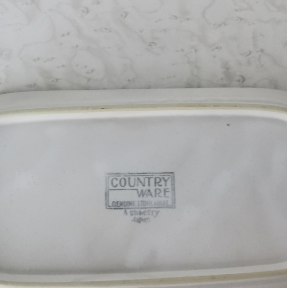 3 for 50$. Bundle Vtg butter dish and coffee mug with lid. - Picture 4 of 7